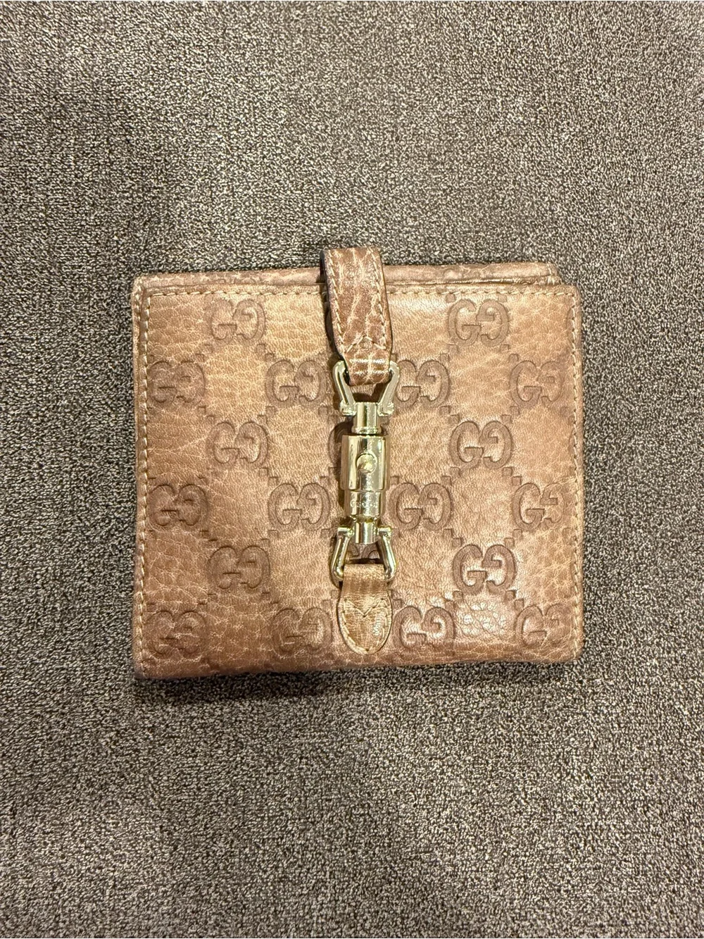 Gucci measurements 5h